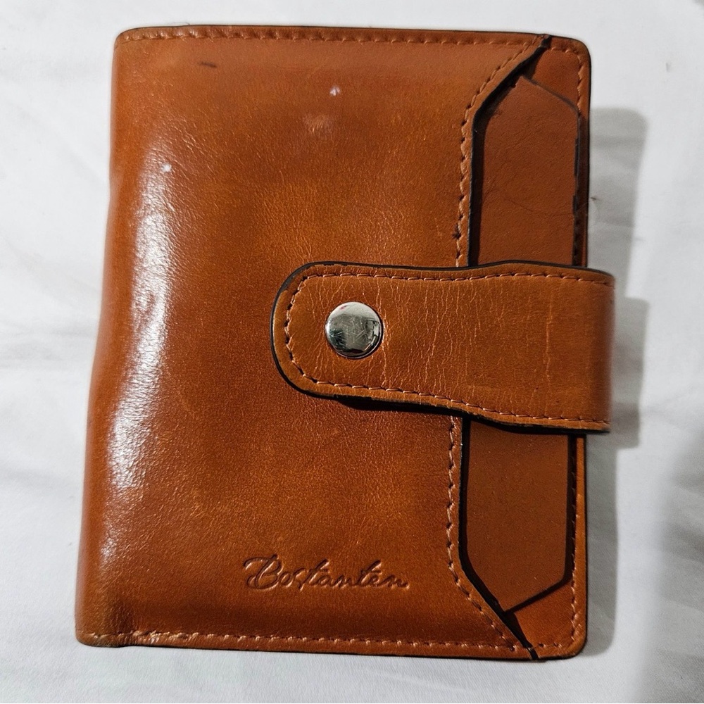 Vintage Brown Leather Wallet with Snap Closure and removable id case